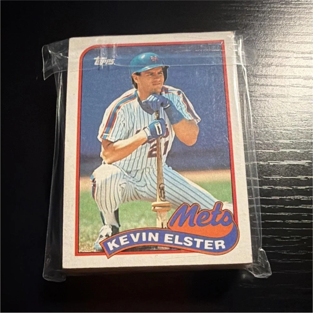 30 Card Lot - 1989 Topps MLB Baseball Sports Trading Card Lot